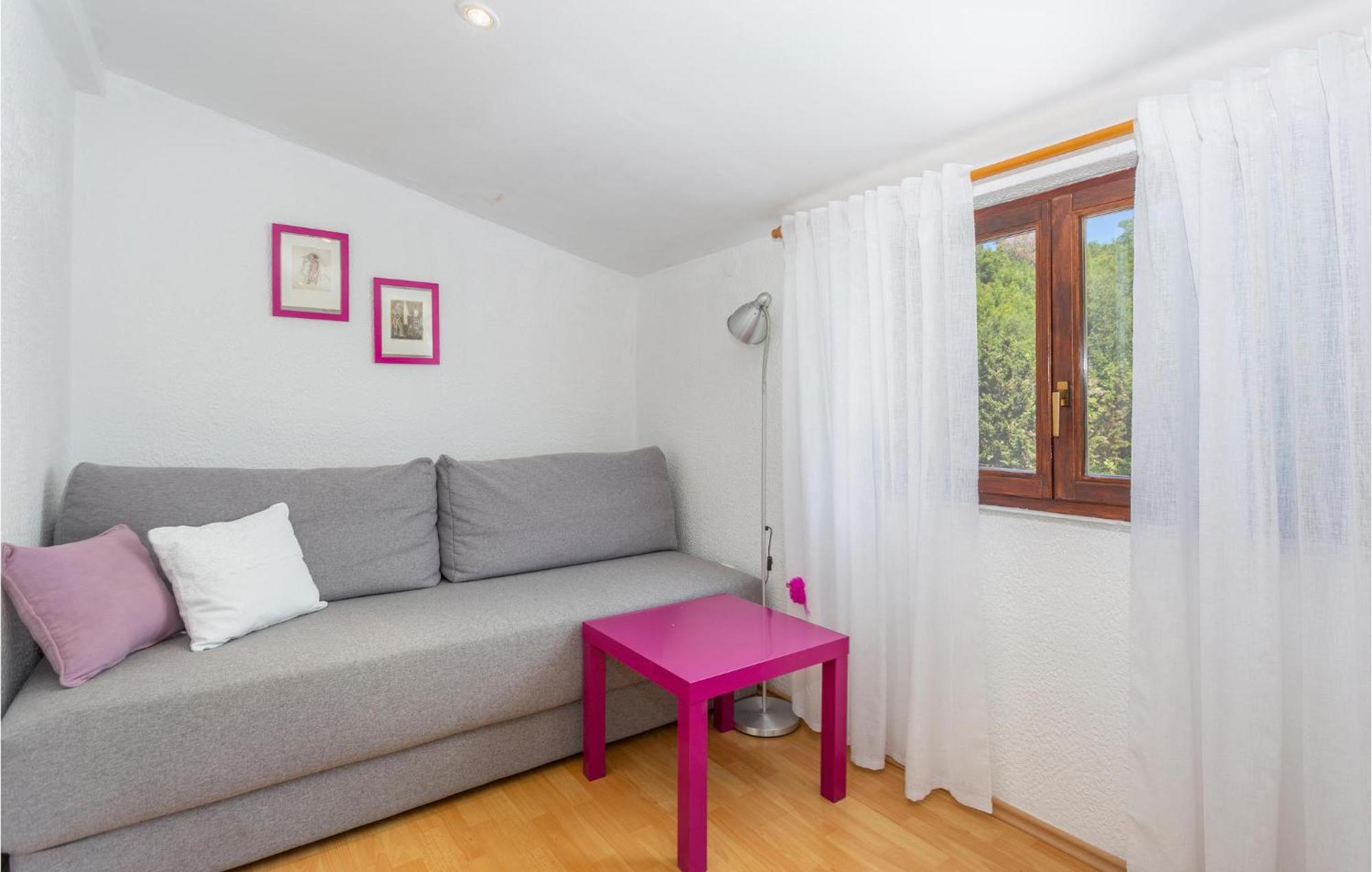 Beautiful Apartment In Omisalj With Kitchen 외부 사진